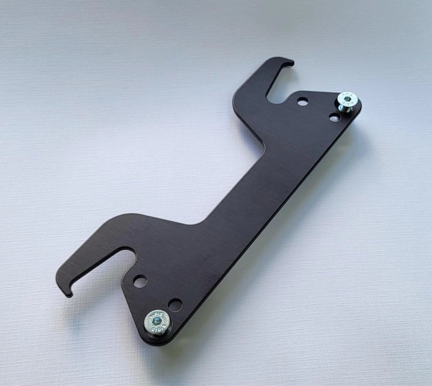 Kove Rally 450 Quick release luggage mounts